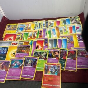 Nintendo Vibrant Card Collection Assorted Pokemon Cards Lot of 70